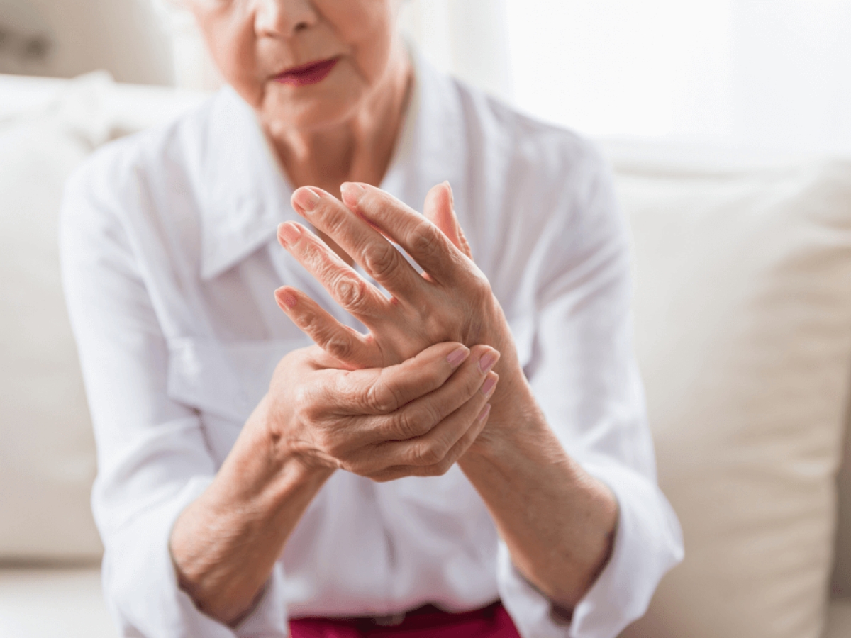 Entendendo a Doença de Parkinson: Sintomas, Diagnóstico e Tratamento em Maceió