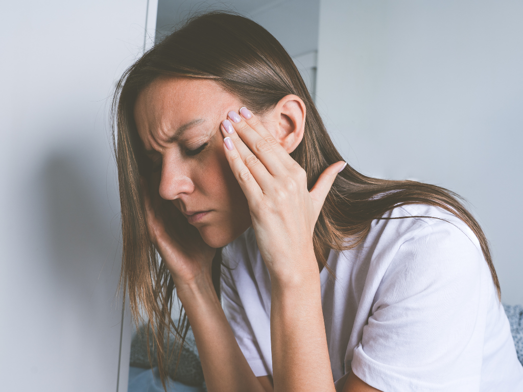 Enxaqueca Crônica: quando a dor de cabeça frequente precisa de avaliação neurológica?